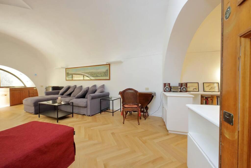 Pantheon With Private Terrace Lejlighed