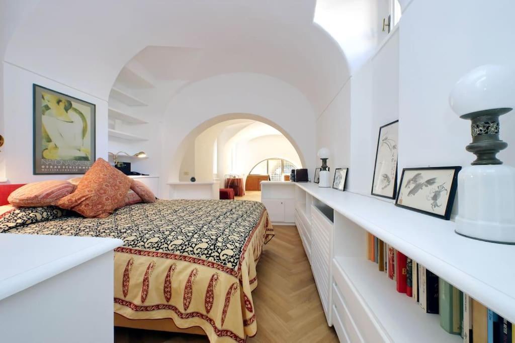 Apartment Pantheon With Private Terrace Rom